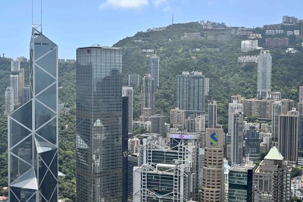 香港優勢多-內地企業紛投資