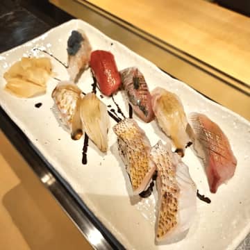 【專訪滑川市小杉壽司和和的伊黑和人】介紹富山灣的奢華「春夏秋冬的海鮮」。