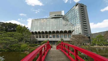東京的春天來了！新大谷飯店的日式庭園和餐廳都染上了春天的色彩
