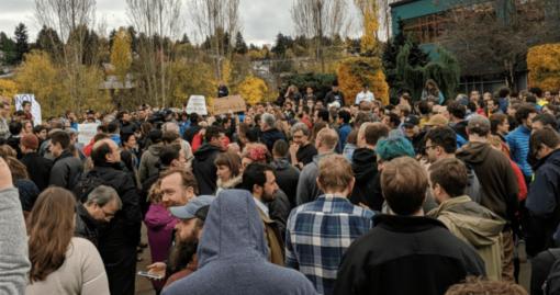 Google各地總部均有員工組織抗議活動 要求Google正視公司性騷擾問題及作出改變