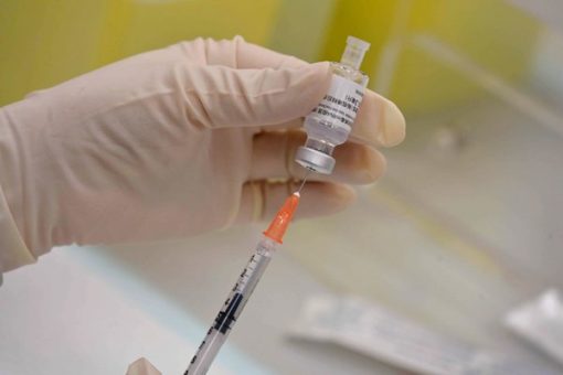 新冠疫苗累計接種逾792萬劑