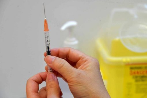 新冠疫苗累計接種逾872萬劑
