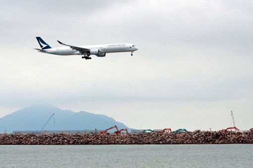 周六起禁止客機從八國來港