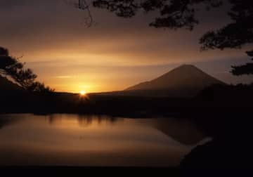 [山梨縣]富士山、河口湖周邊的絕美紅葉景點和紅葉祭