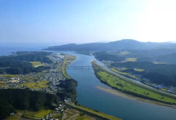 「日本最後的清流四萬十川」是人們生活和文化景觀的河流