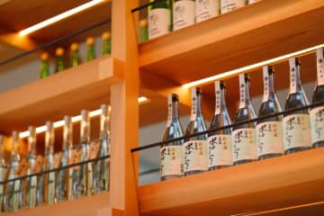 富山當地酒雲集的清酒酒吧“bar-de-mitomi”的3種推薦產品