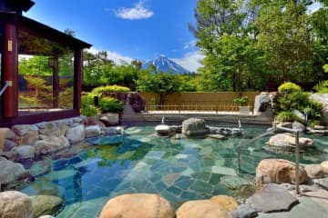 [山梨縣]如何一邊欣賞富士山的美景，一邊在「富士眺望之湯YURARI」享受溫泉